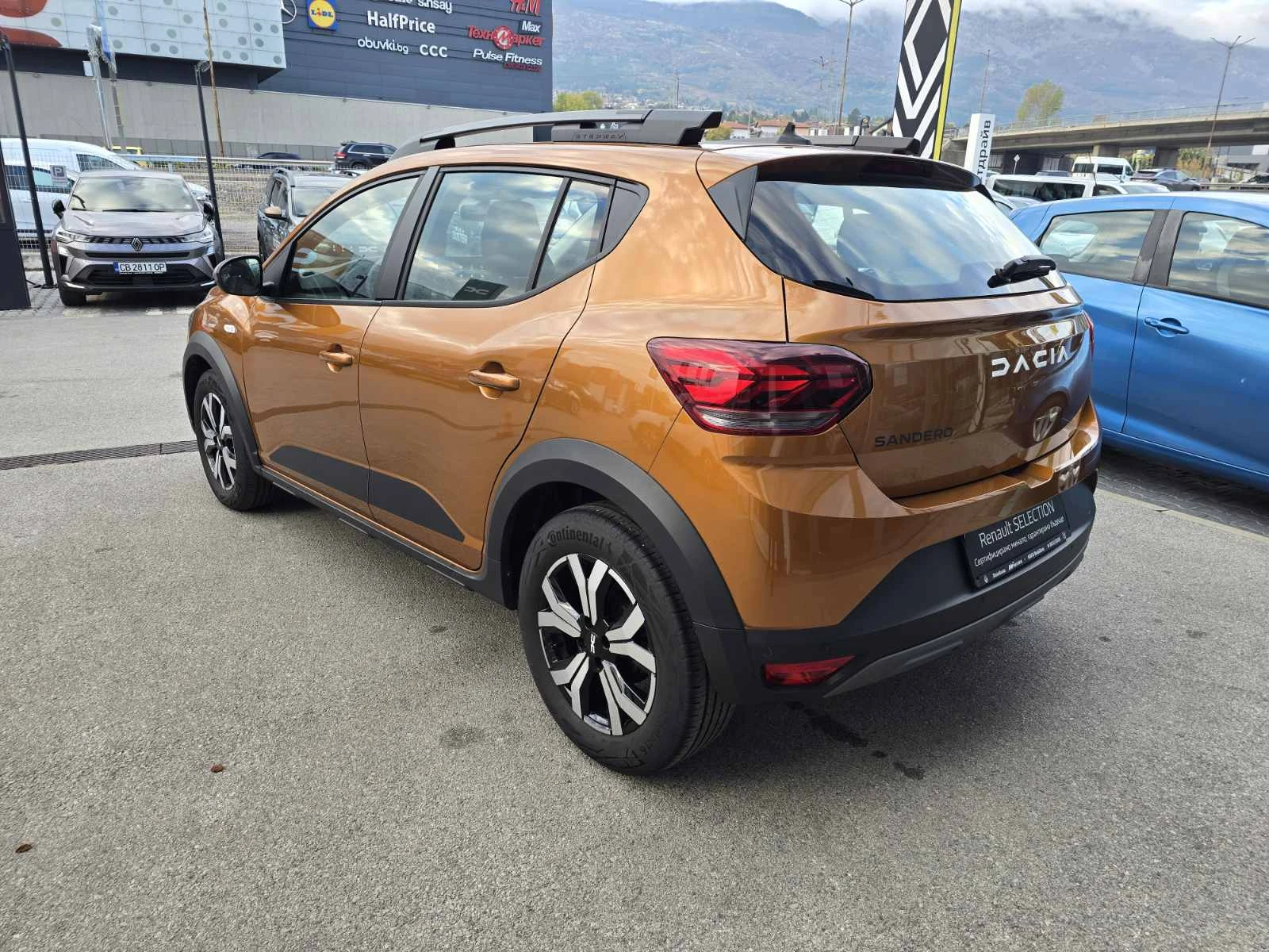Dacia Sandero 1.0 TCe 90 Stop&Start LPG, снимка 4 - Автомобили и джипове - 56579111