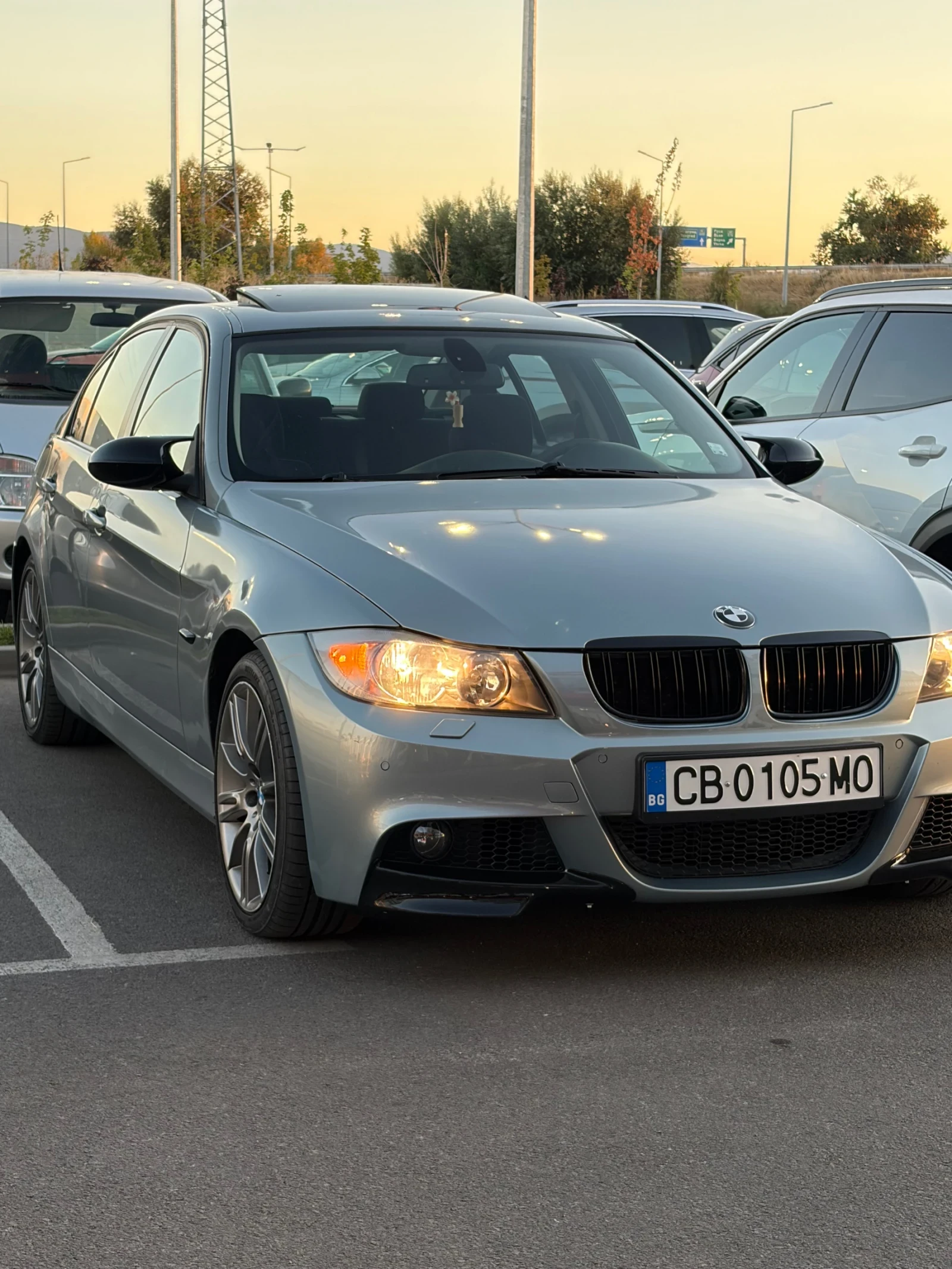 BMW 320, снимка 2 - Автомобили и джипове - 56647350