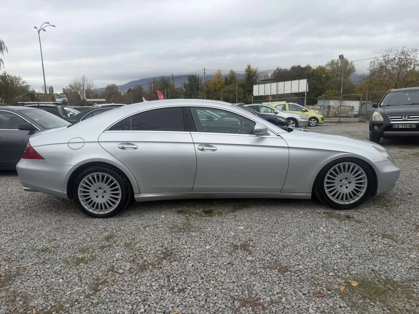 Mercedes-Benz CLS 320, снимка 6 - Автомобили и джипове - 56746704