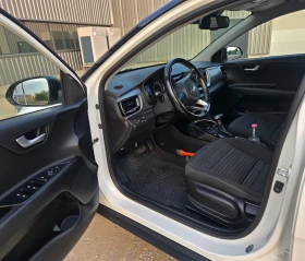 Kia Stonic T GDI 120kc.- NAVI- CARPLAY- WAZE, снимка 9