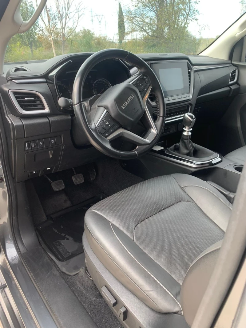 Isuzu D-max, снимка 8 - Автомобили и джипове - 38315226