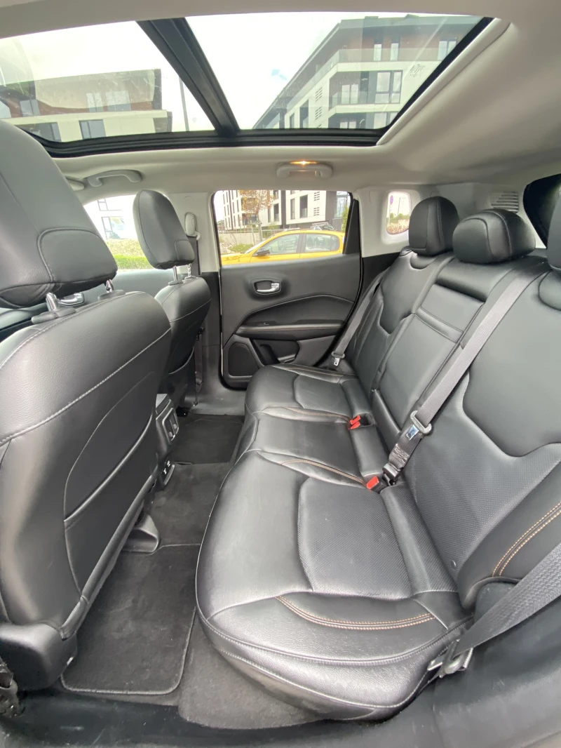 Jeep Compass LIMITED 2.4L, снимка 10 - Автомобили и джипове - 52520301
