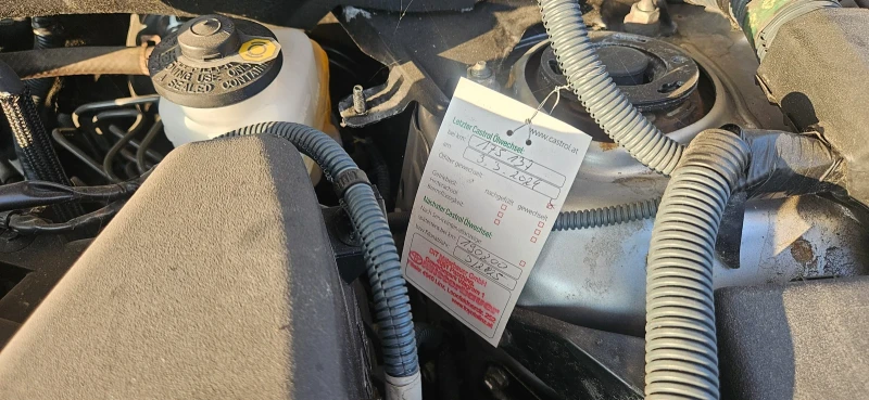 Toyota Rav4 2.0, снимка 16 - Автомобили и джипове - 52241977