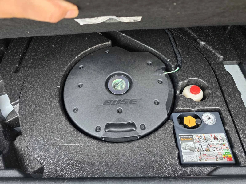 Renault Kadjar 1.5 DCI EURO6/Panorama/Kamera/BOSE, снимка 17 - Автомобили и джипове - 52649628