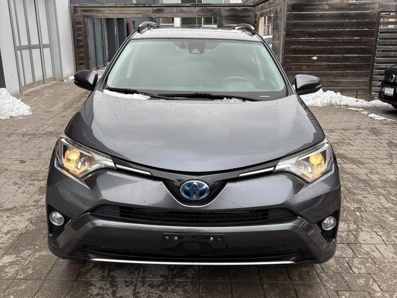Toyota Rav4 Hybrid* AWD* CARFAX* АВТО КРЕДИТ* , снимка 2 - Автомобили и джипове - 53189385