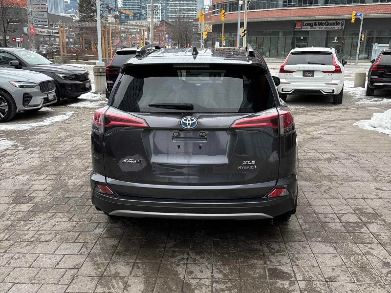 Toyota Rav4 Hybrid* AWD* CARFAX* АВТО КРЕДИТ* , снимка 5 - Автомобили и джипове - 53189385