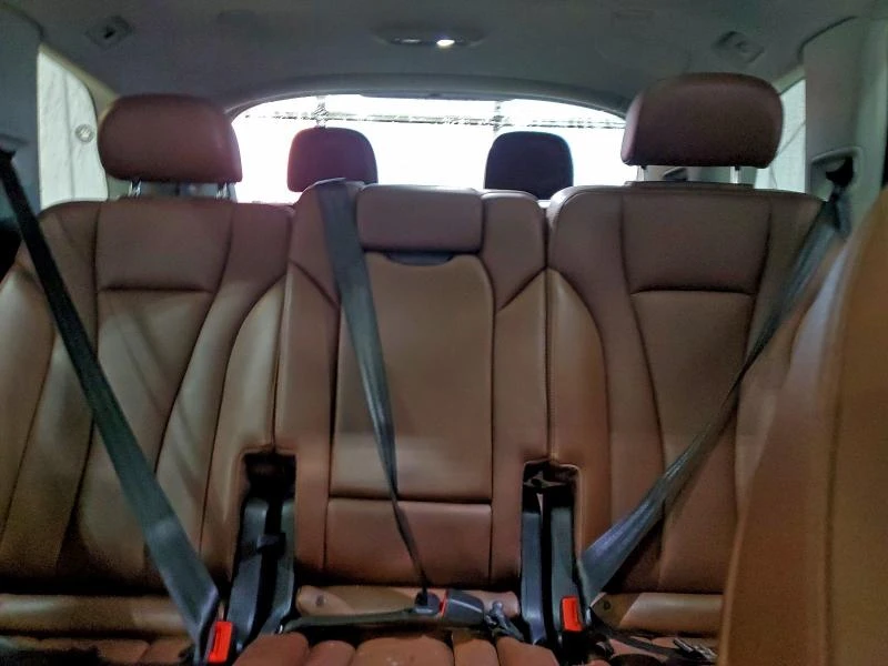 Audi Q7 3.0L 6 All wheel drive, снимка 14 - Автомобили и джипове - 52904670