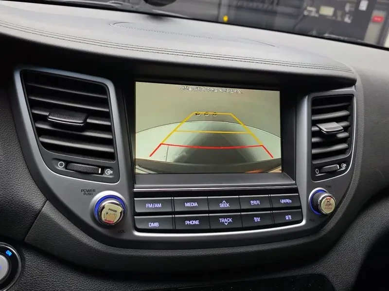Hyundai Tucson 1.7 2WD MODERN, снимка 15 - Автомобили и джипове - 55796459