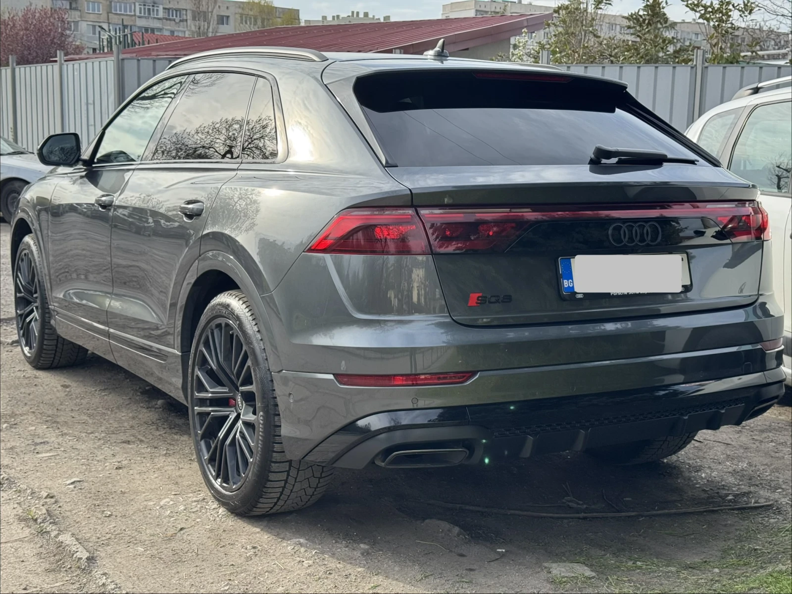 Audi Q8 FL S Line Всички екстри! Лизинг! Гаранция!, снимка 7 - Автомобили и джипове - 54356153
