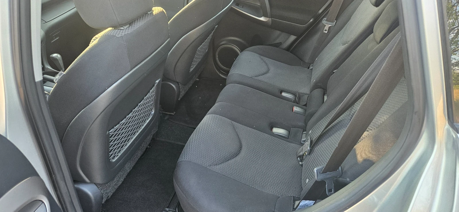 Toyota Rav4 2.0 - изображение 8