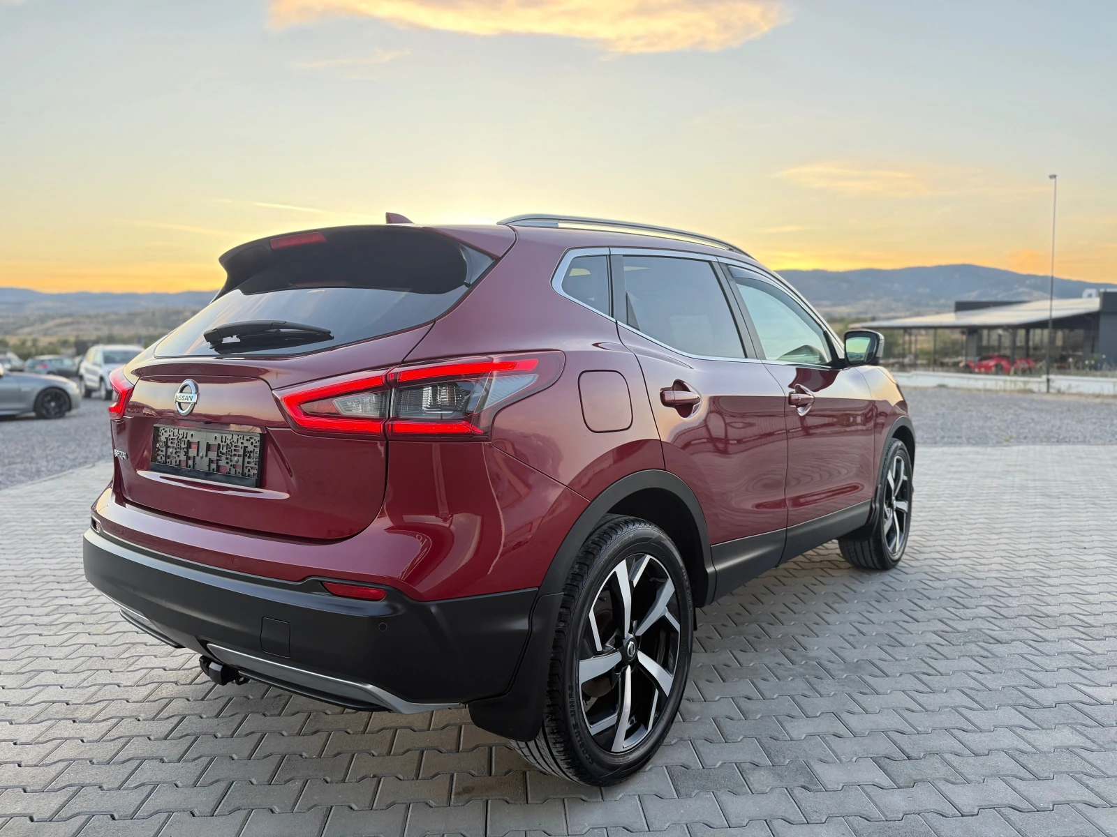 Nissan Qashqai 1.6 dci 130 ks TEKNA +  - изображение 5