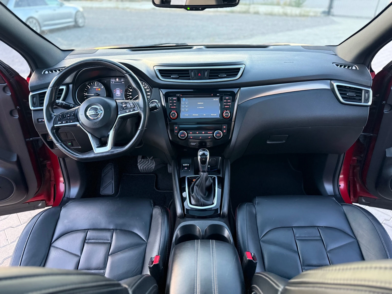 Nissan Qashqai 1.6 dci 130 ks TEKNA +  | Mobile.bg   15