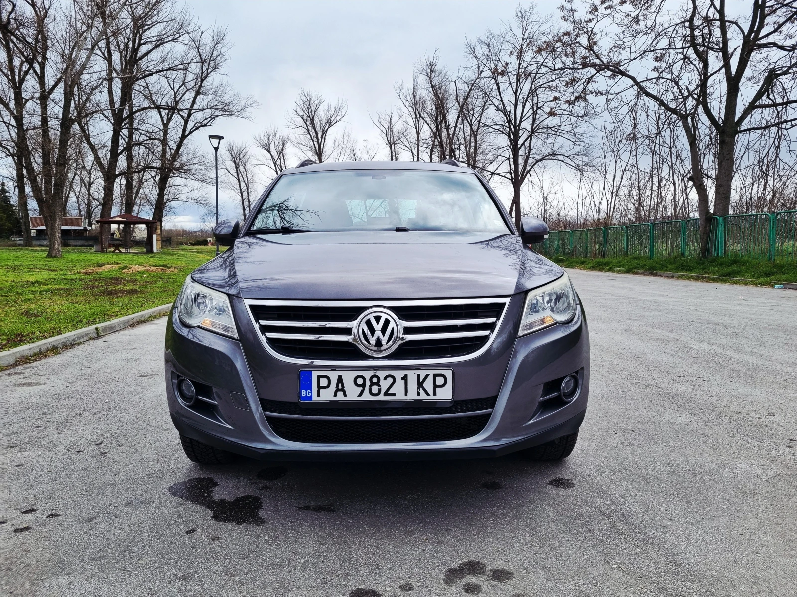 VW Tiguan, снимка 2 - Автомобили и джипове - 54099540