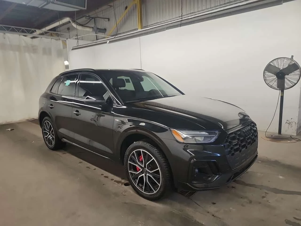 Audi Q5 PROGRESSIV| DISTRONIC| PANORAMA| AMBIENT| 2 КЛЮЧА|, снимка 2 - Автомобили и джипове - 54762617