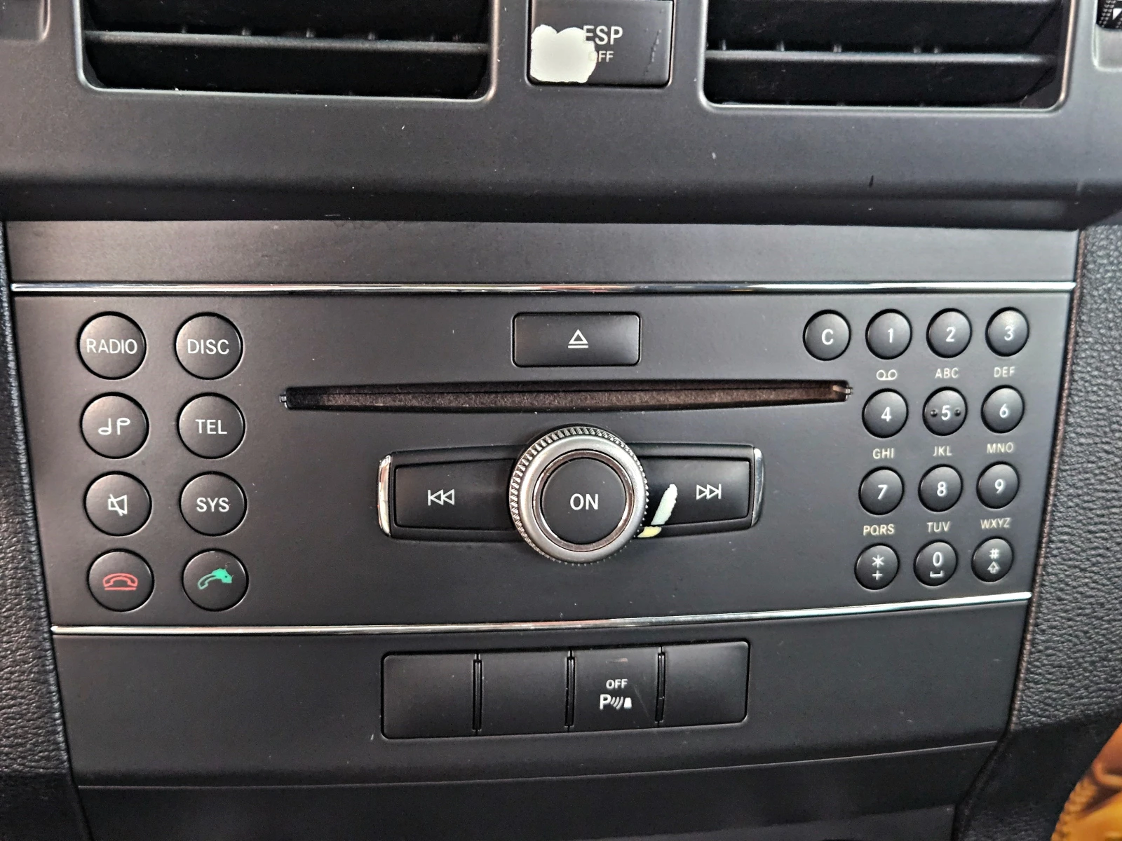Mercedes-Benz GLK 220CDI/AMG/CAMERA/CAR PLAY/WAZE/AUTO HOLD/LIZING, снимка 12 - Автомобили и джипове - 55128228