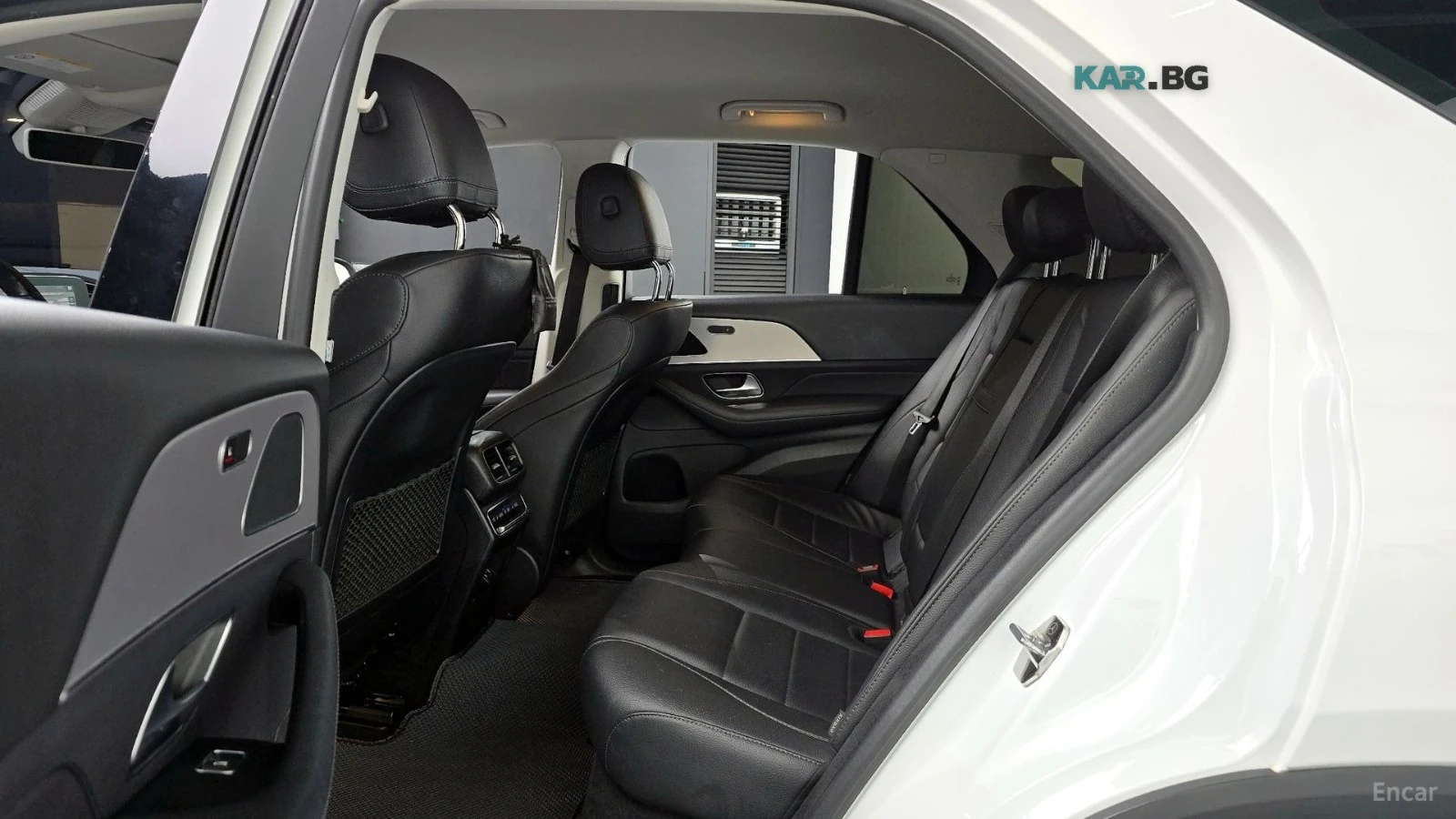 Mercedes-Benz GLE 300 КАМЕРА* ПАМЕТ* ПОДГРЕВ* HEADUP* , снимка 13 - Автомобили и джипове - 56070816