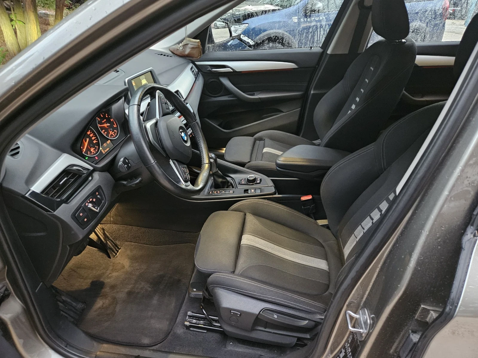 BMW X1, снимка 7 - Автомобили и джипове - 56436950