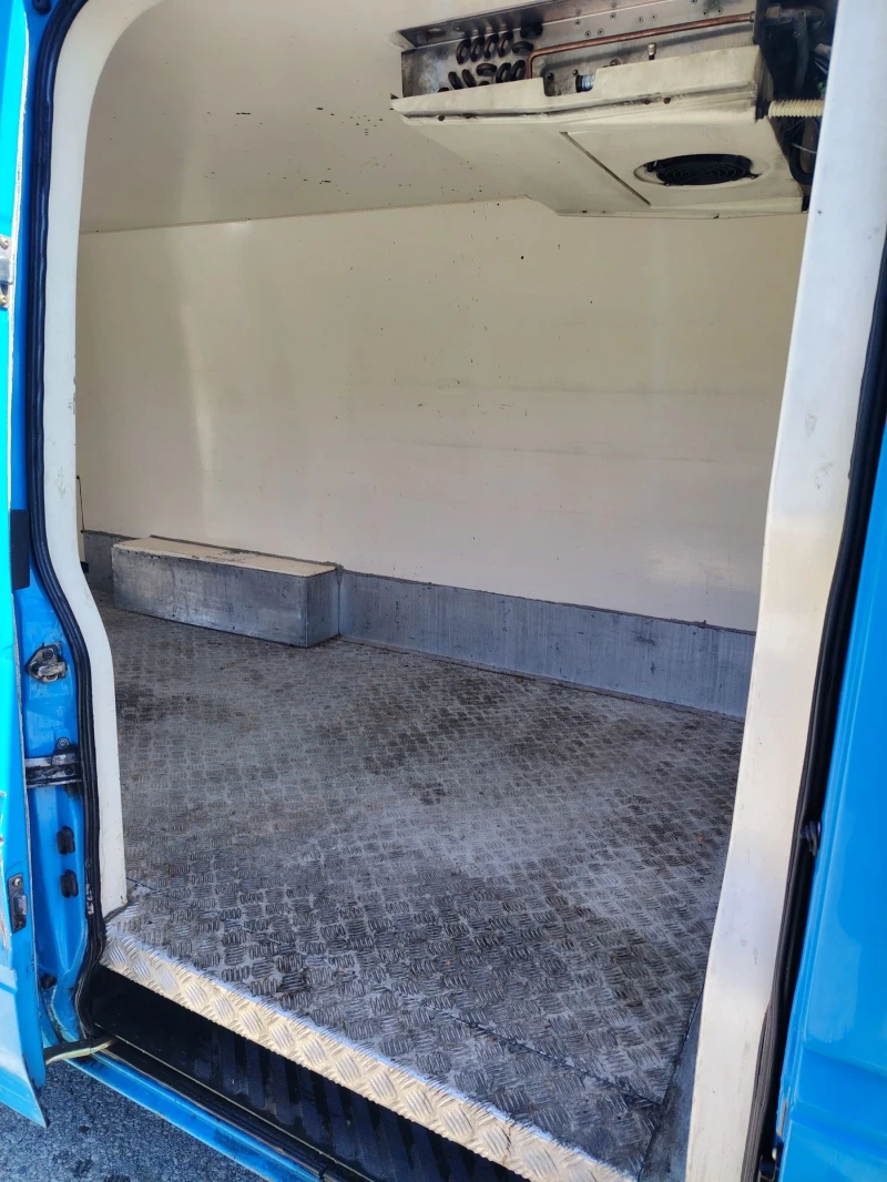 Mercedes-Benz Sprinter 311 Хладилен, снимка 11 - Бусове и автобуси - 51876858