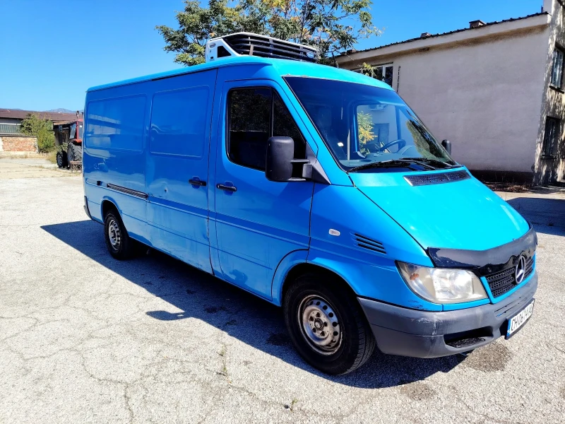 Mercedes-Benz Sprinter 311 Хладилен, снимка 3 - Бусове и автобуси - 51876858