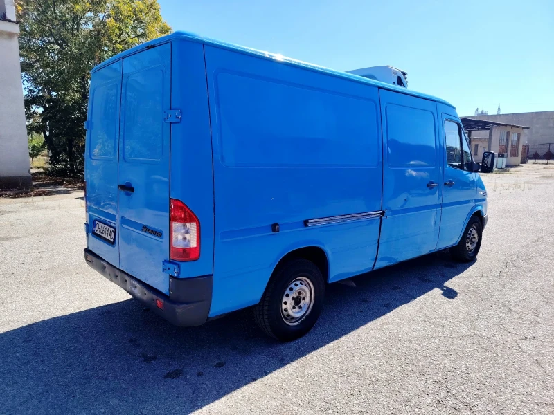 Mercedes-Benz Sprinter 311 Хладилен, снимка 4 - Бусове и автобуси - 51876858