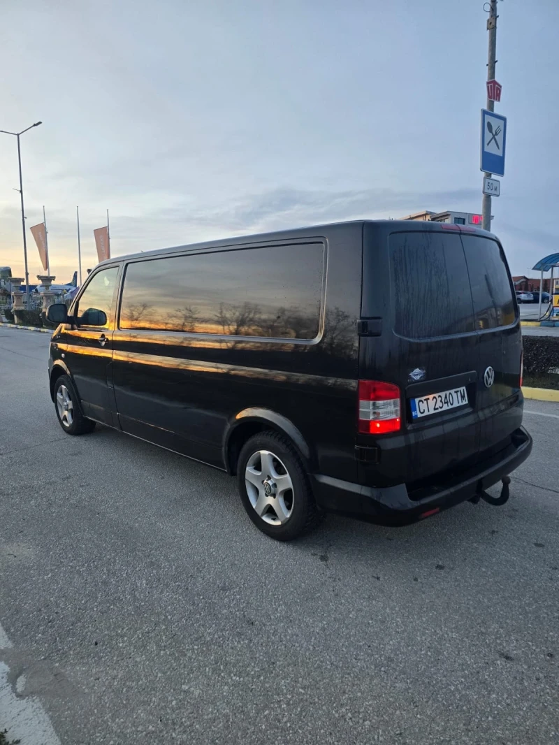 VW Transporter 2.0 TDI 140 HP / СПЕШНО, снимка 7 - Бусове и автобуси - 52839965