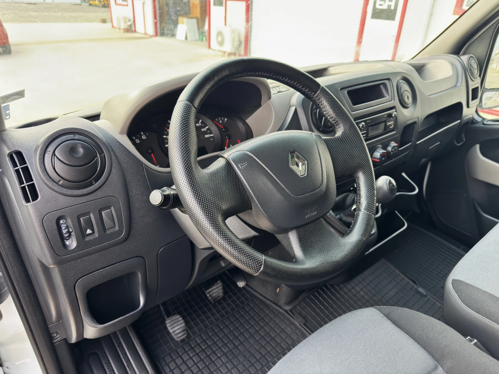 Renault Master 2.3 / 150 коня / MAXI L4 H4/ Двойна гума/ Климатик, снимка 10 - Бусове и автобуси - 53974877