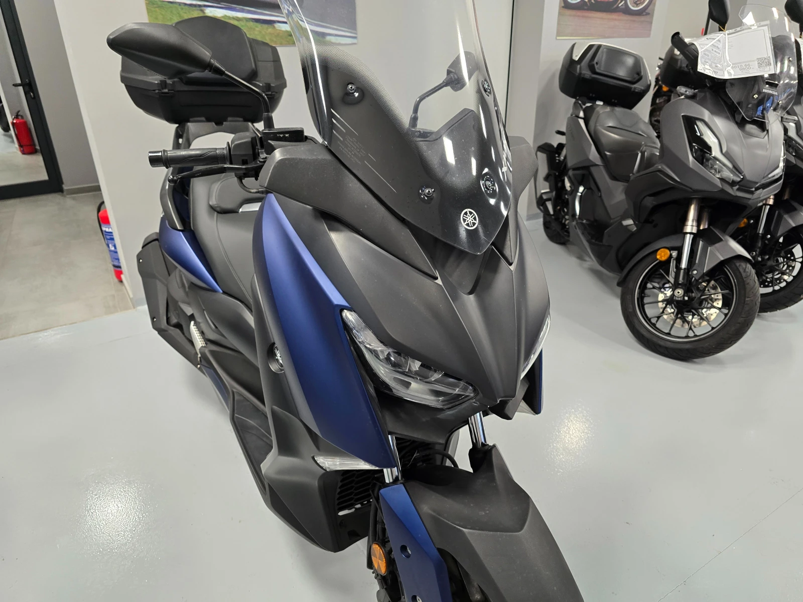 Yamaha X-max 400ie, ABS-TCS, 2019г. - изображение 9