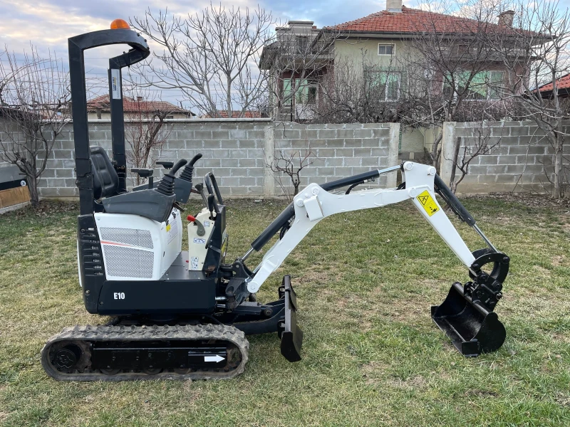 Багер Bobcat E10, снимка 2 - Индустриална техника - 49358716