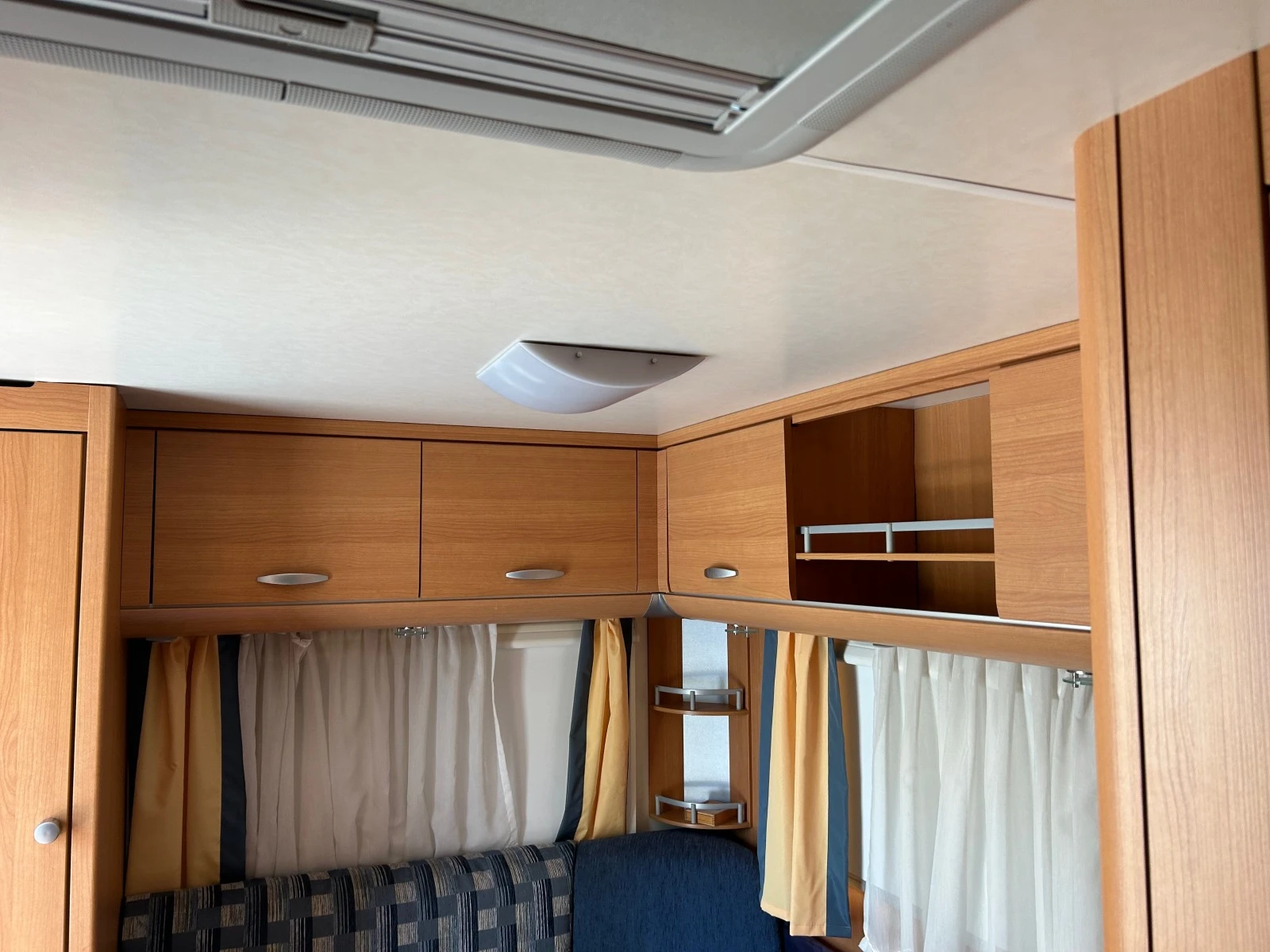  Knaus | Mobile.bg   13