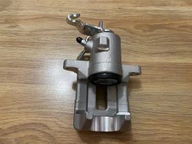 НОВ Заден ляв спирачен апарат Audi A3 8P Golf 5 1K0615423A, снимка 4
