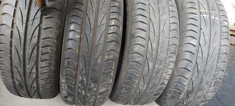 Гуми Летни 205/60R15, снимка 1 - Гуми и джанти - 32927498