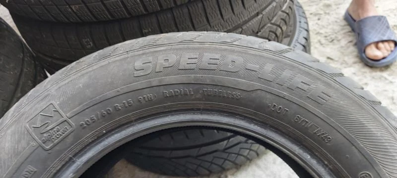 Гуми Летни 205/60R15, снимка 6 - Гуми и джанти - 32927498