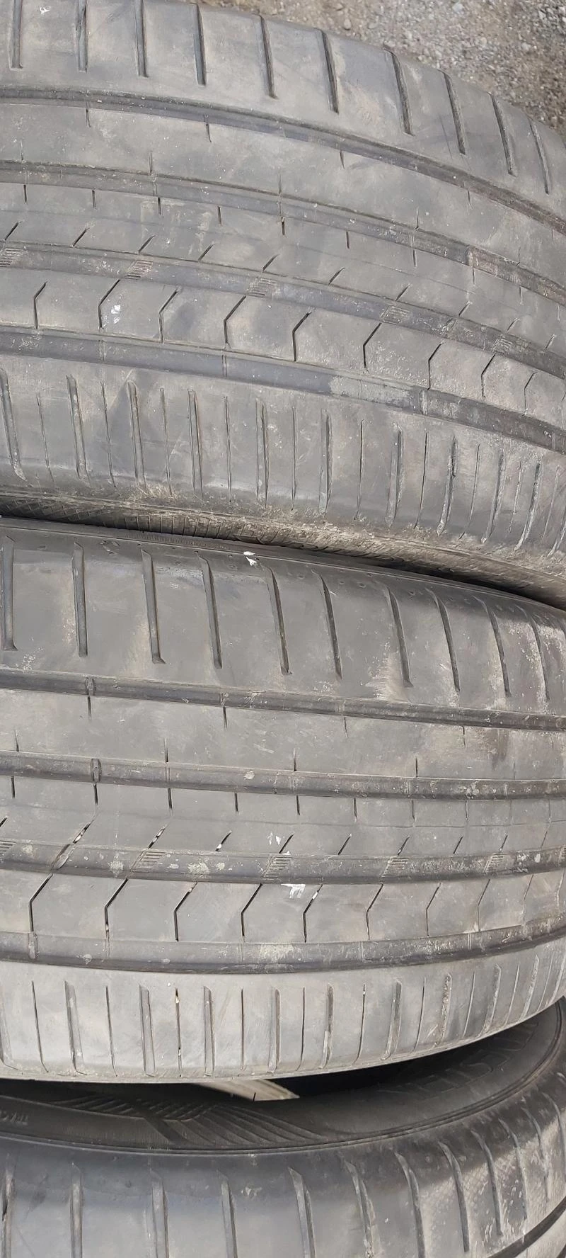 Гуми Летни 225/50R17, снимка 2 - Гуми и джанти - 33067772