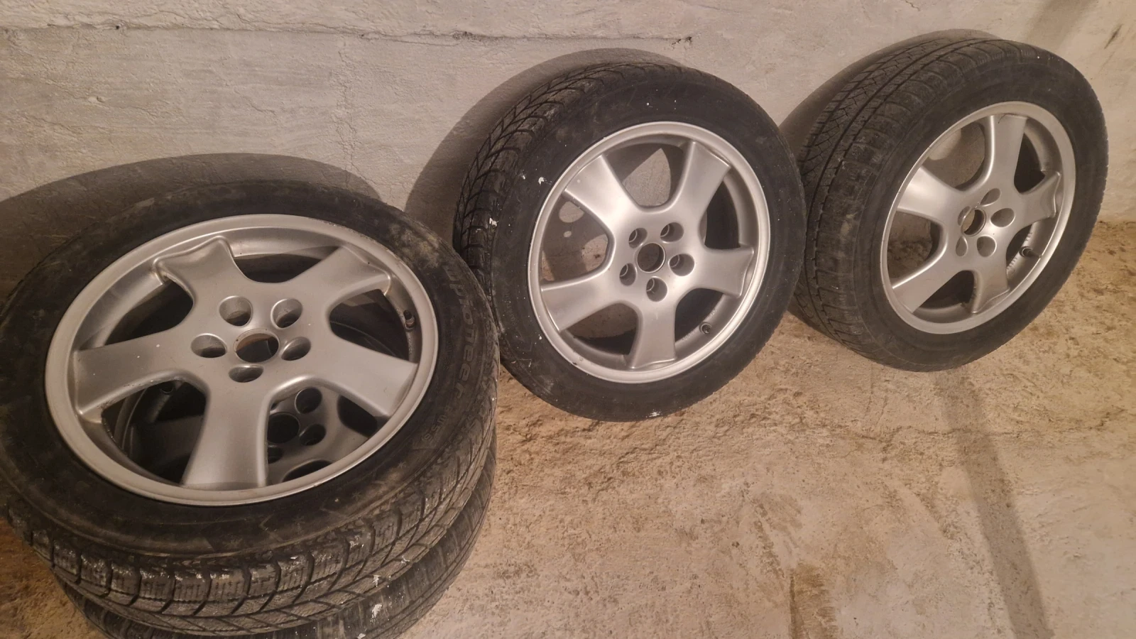    225/55R17  Renault | Mobile.bg   1