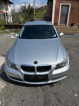 BMW 325 E90 / Автоматик / Навигация , снимка 3