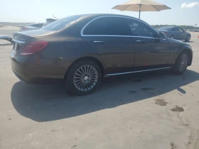 Mercedes-Benz C 300 4MATIC, снимка 3