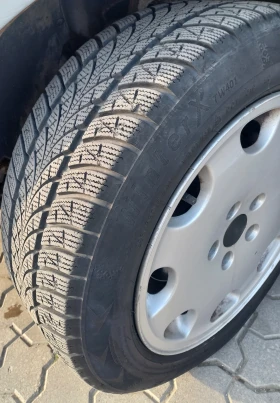 VW Passat 1.9 TDI klimatronic - 1399 € / 2736.21 лв. - 10542327 13