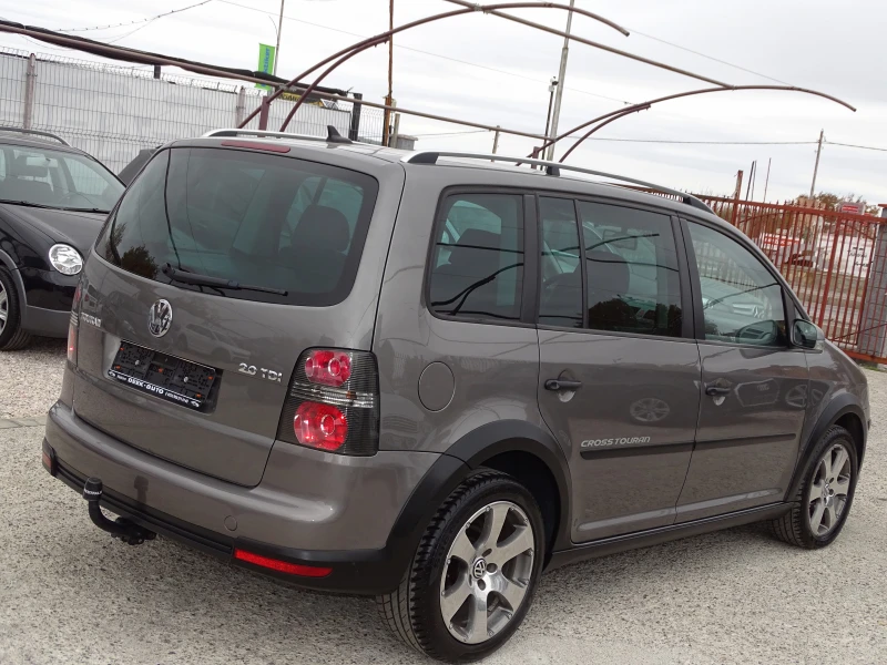 VW Touran CROSS_2.0TDI_* , снимка 7 - Автомобили и джипове - 47908527