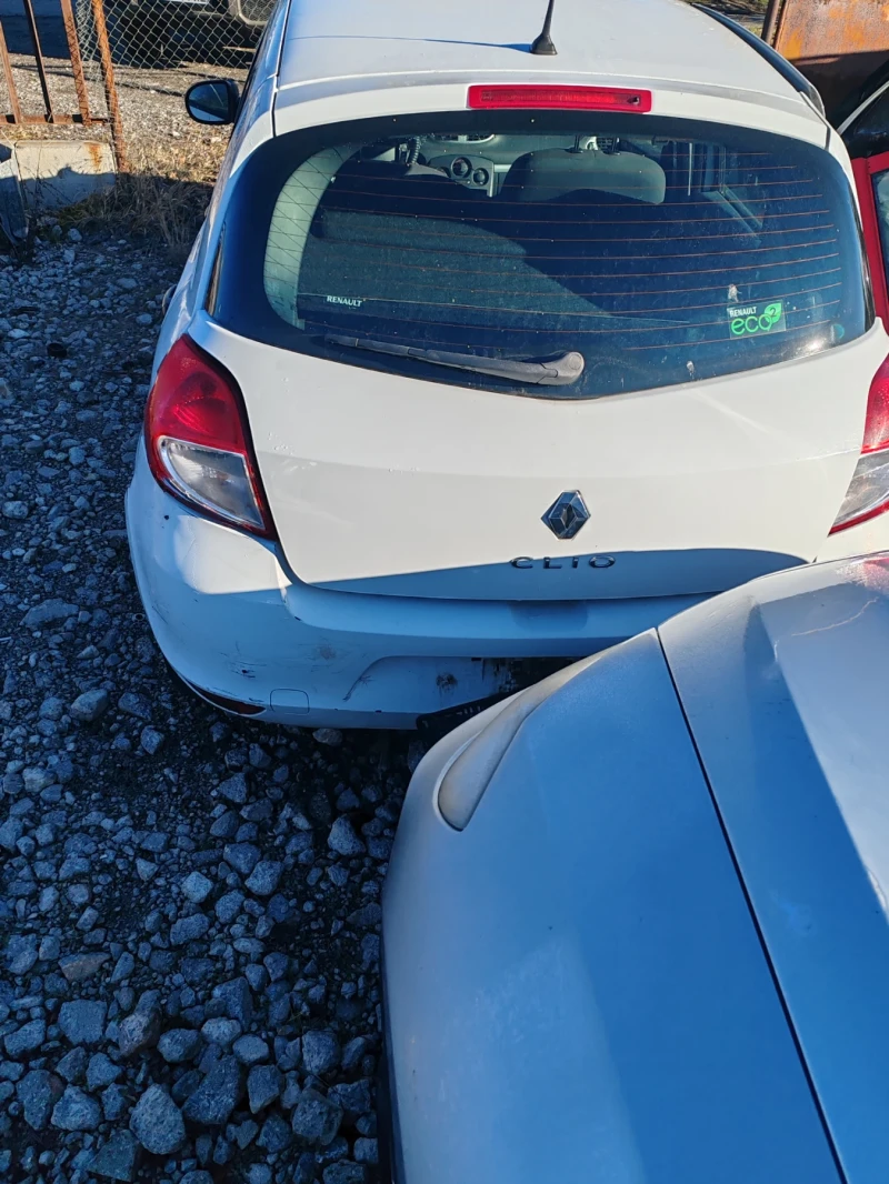 Renault Clio 1.2, снимка 3 - Автомобили и джипове - 48398682