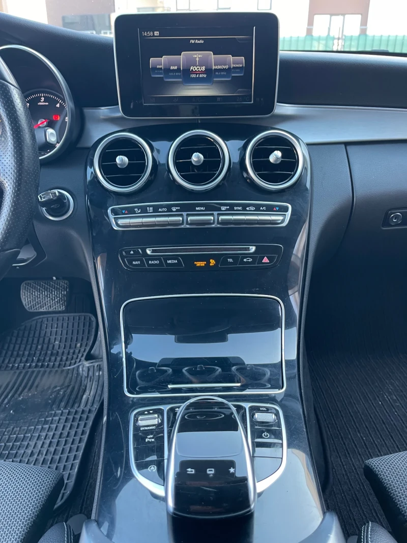 Mercedes-Benz C 220 2.2CDI-DISTRONIC-AVANTGARDE-ПОДГРЕВ-FULL LED-TOP, снимка 7 - Автомобили и джипове - 48706774