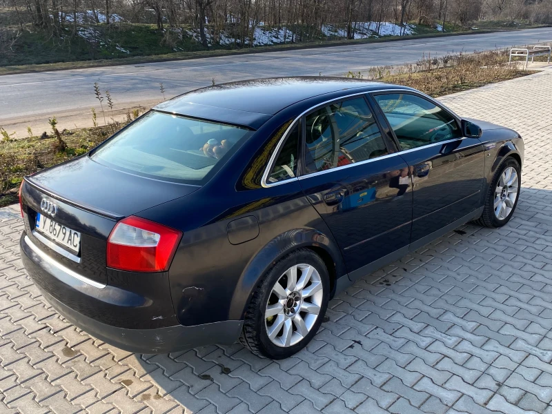 Audi A4 2.5, снимка 3 - Автомобили и джипове - 49275891