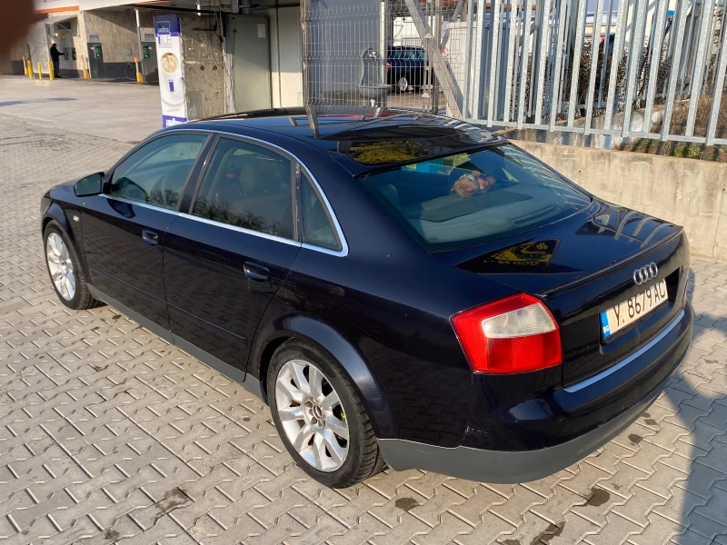 Audi A4 2.5, снимка 4 - Автомобили и джипове - 49275891