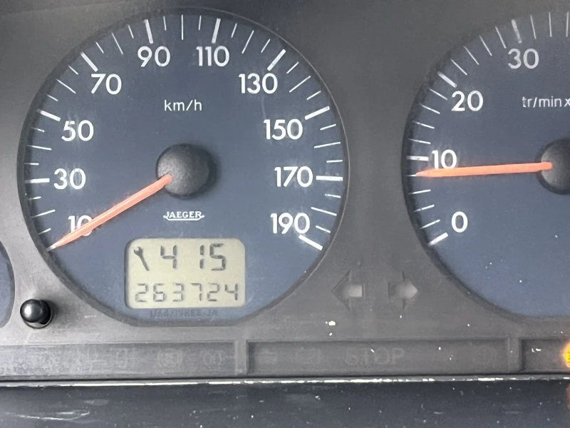 Fiat Scudo 2.0 HDI 94кс , снимка 9 - Автомобили и джипове - 52878098