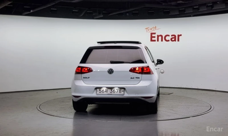 VW Golf, снимка 4 - Автомобили и джипове - 53058300