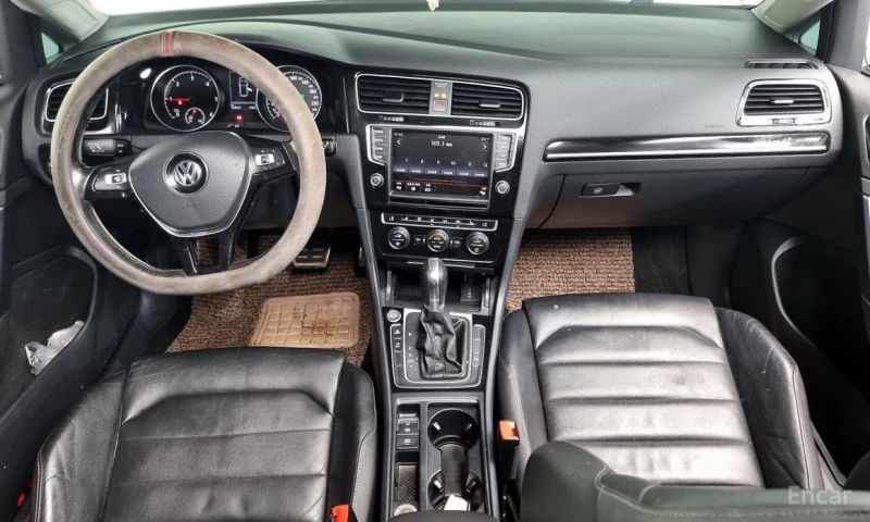 VW Golf, снимка 7 - Автомобили и джипове - 53058300
