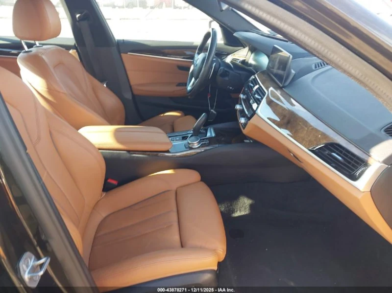 BMW 530 2l I xDrive, снимка 5 - Автомобили и джипове - 53252737