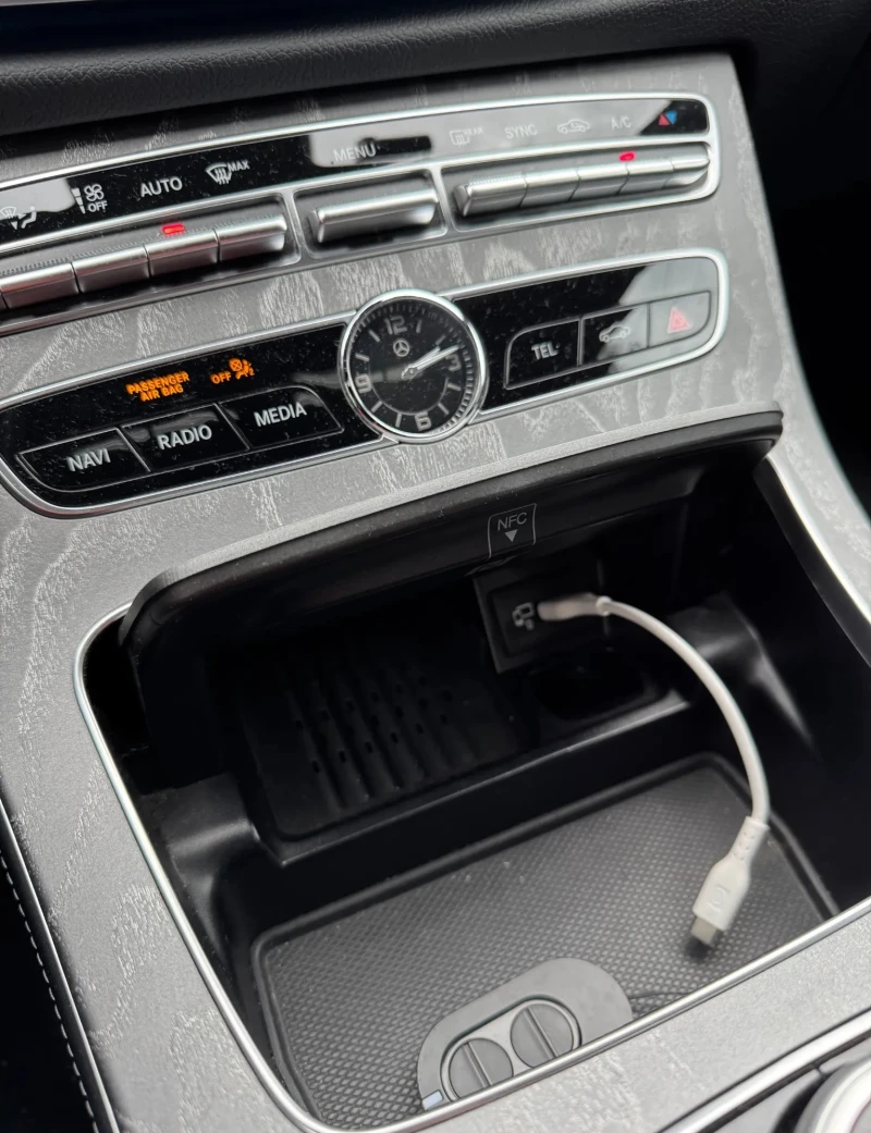 Mercedes-Benz CLS 53 AMG 4Matic+ , снимка 6 - Автомобили и джипове - 53453405