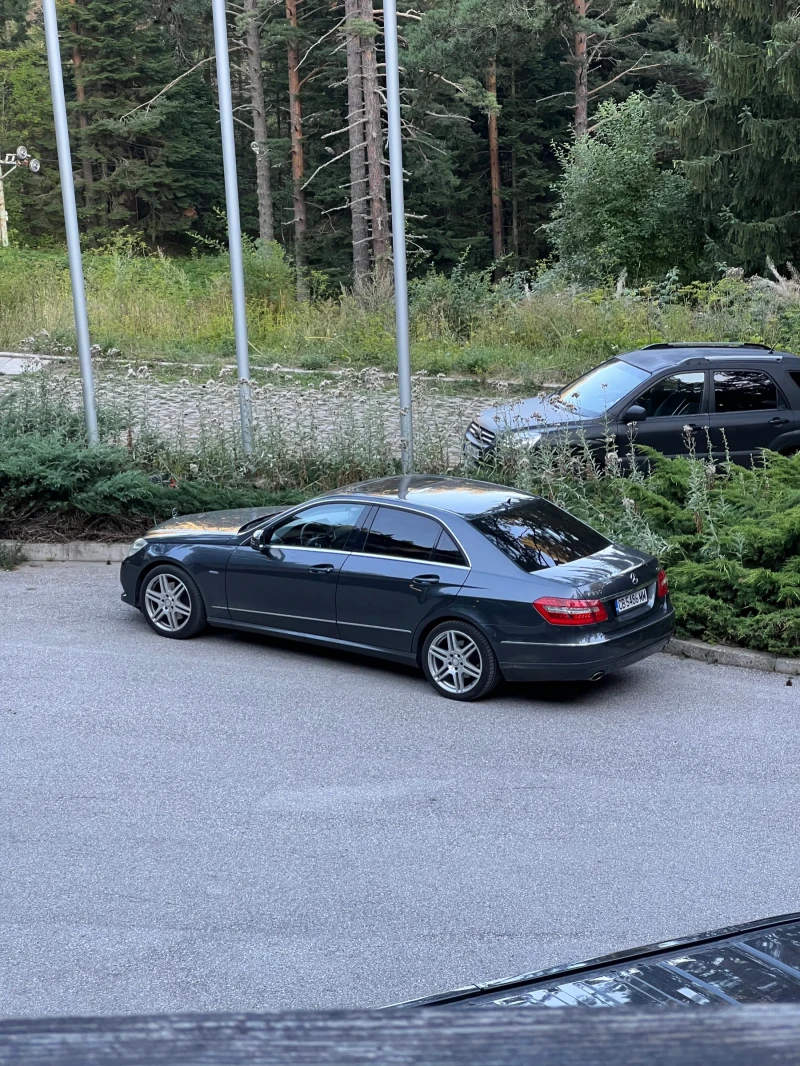 Mercedes-Benz E 350, снимка 5 - Автомобили и джипове - 53457315