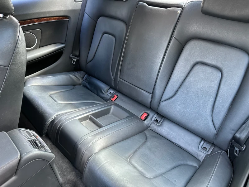 Audi A5 Coupe DSG S-Line Quattro Panorama Distronic, снимка 10 - Автомобили и джипове - 53483927