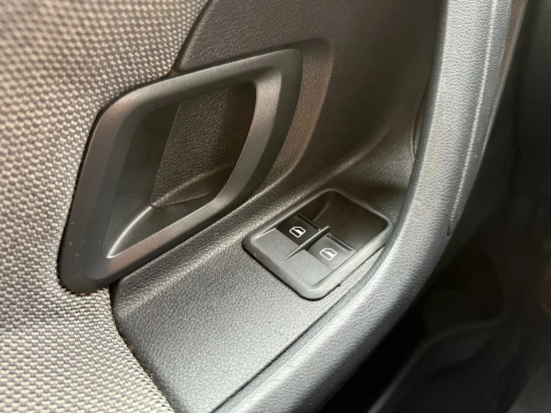 Skoda Fabia 6 МЕСЕЦА ГАРАНЦИЯ/1.6TDI 90к.с. EURO5, снимка 17 - Автомобили и джипове - 53510576